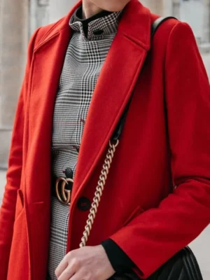 single breasted red woom coat_3bdfba72 1557 4cef 9707 a965c1be7495 107143